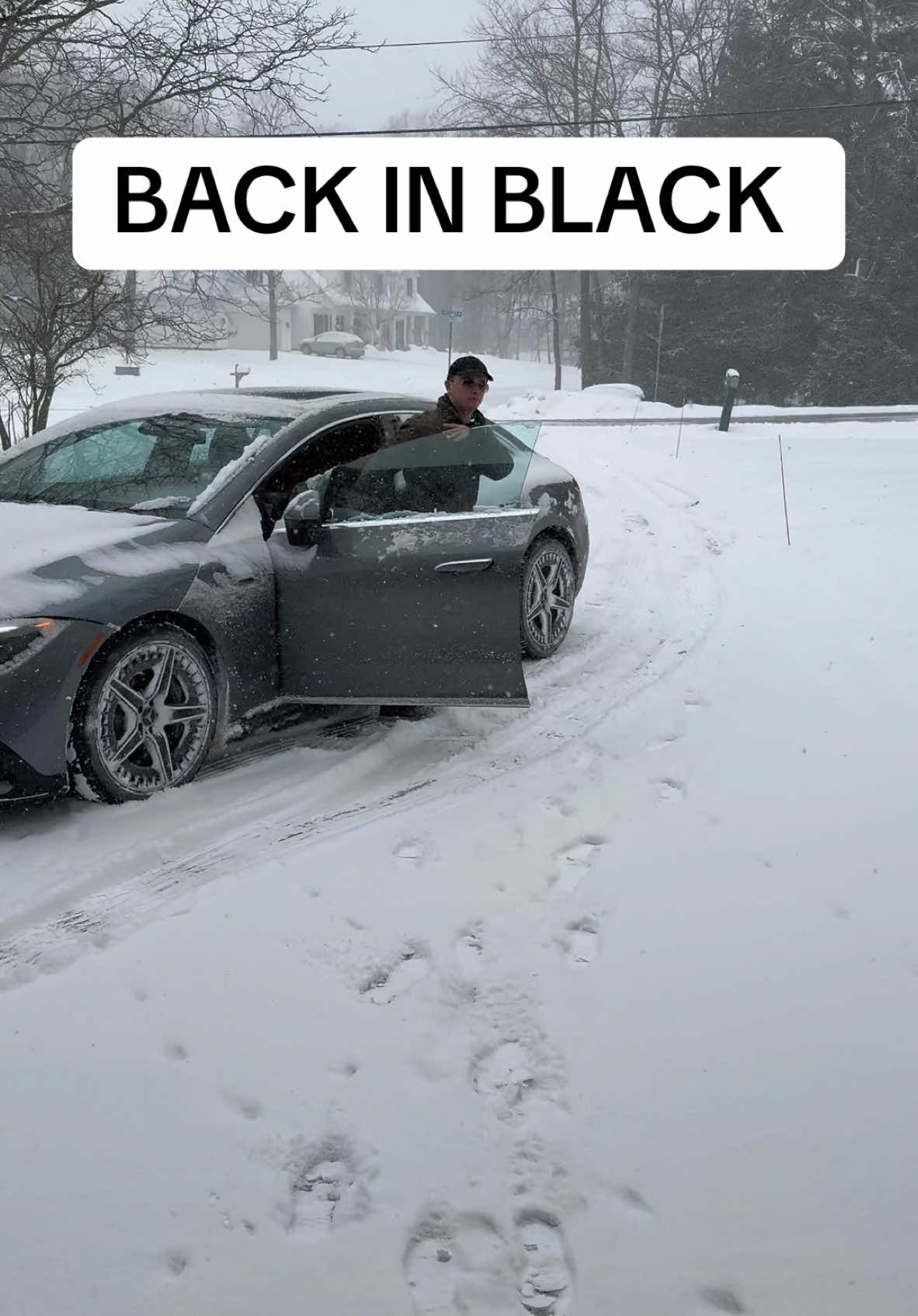 BACK IN BLACK #backinblack #acdc #back #we #are #back #tik #tok #carsoftiktok #fyp #tiktokban #savetiktok 