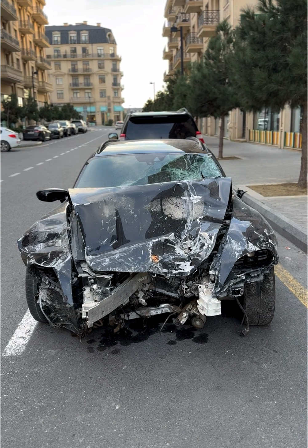 Bringing back old sounds 🤕 #fyp #taycan #viral #crash #porsche 