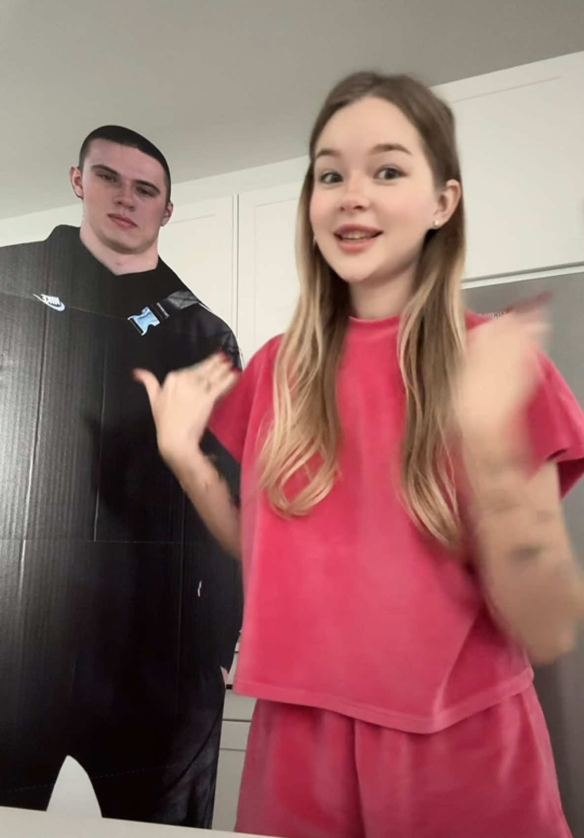 ЗАХАР @meritus ВЕРНУЛ ТИК ТОК РАДИ РАСПАКОВКИ КРАМБЛ КУКИ В ПОНЕДЕЛЬНИК 