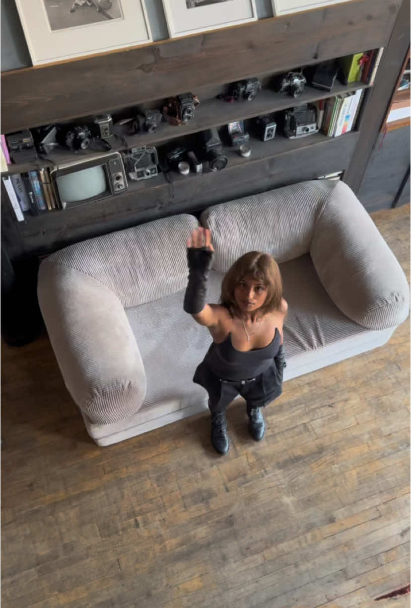 Teddy is a sofa, a bed, a snuggle spot, a hangout heaven and everything in between ✨ Seen here in the stylish home of @Tanya Ravichandran 🤍 #omhucph #teddysofa @Teak New York 