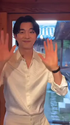 Hello, everyone! This is Gong Yoo. I just wanted to say hi and let you know how much I appreciate all of you. Your love and support mean everything to me, and I’m so grateful for this connection we share. If you’re enjoying my updates, don’t forget to follow—I’d love to have even more of you join me here. Thank you, always! 	•	Gong Ji-cheol (Gong Yoo) #GongYoo #공지철 #ThankYou #FollowMe 안녕하세요, 여러분! 공지철입니다. 여러분께 인사드리고, 항상 보내주시는 사랑과 응원에 진심으로 감사하다는 말씀을 드리고 싶어요. 여러분과 이렇게 소통할 수 있어 정말 행복합니다. 제 소식을 더 많이 보고 싶으시다면 팔로우도 부탁드려요! 늘 감사드립니다. 	•	공지철 (공유) #공유 #공지철 #감사합니다 #팔로우해주세요 