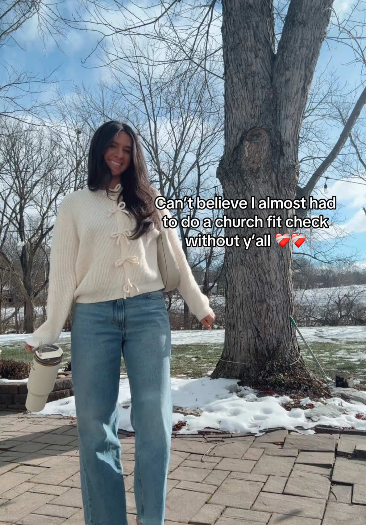 WE’RE BACKKK happy sunday besties!!! excited to rest in the Lord today🤍             @Petal & Pup @abercrombie @White Fox Boutique @Dolce Vita Footwear 