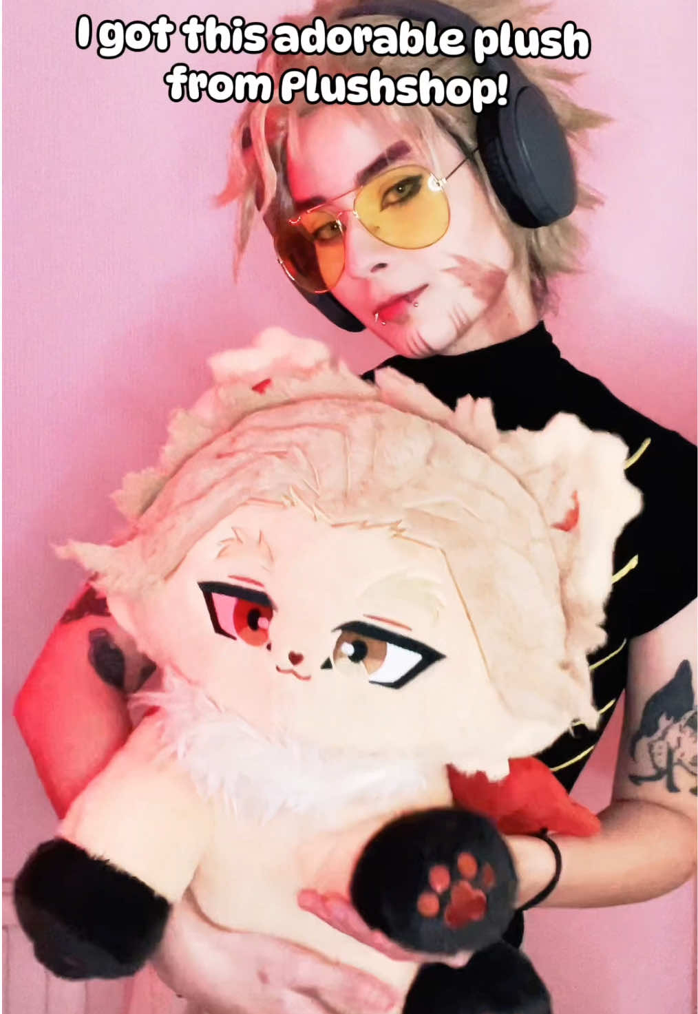 @PLUSHSHOP IT IS JUST A BABY!!! #plushshop #hawks #hawksbnha #hawkscosplay #mha #myheroacademia #bnha #bokunohero #bokunoheroacademia #CapCut 