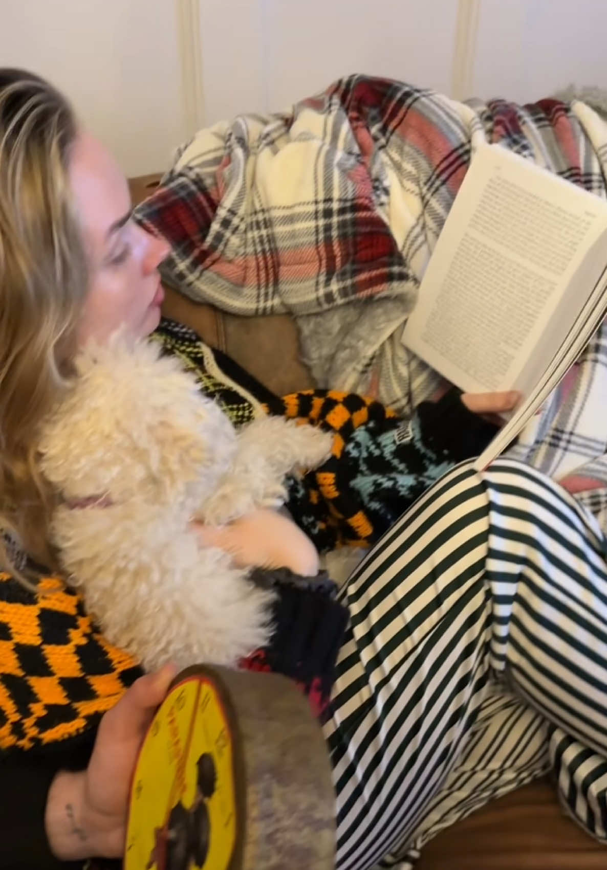 i guess we have to relearn how to read in case tik-tok goes away again 😅 #dyslexic #fyp #byetiktok @Roxy @Matt Taylor @kaicaster @Taipei Houston @Rios Lab 