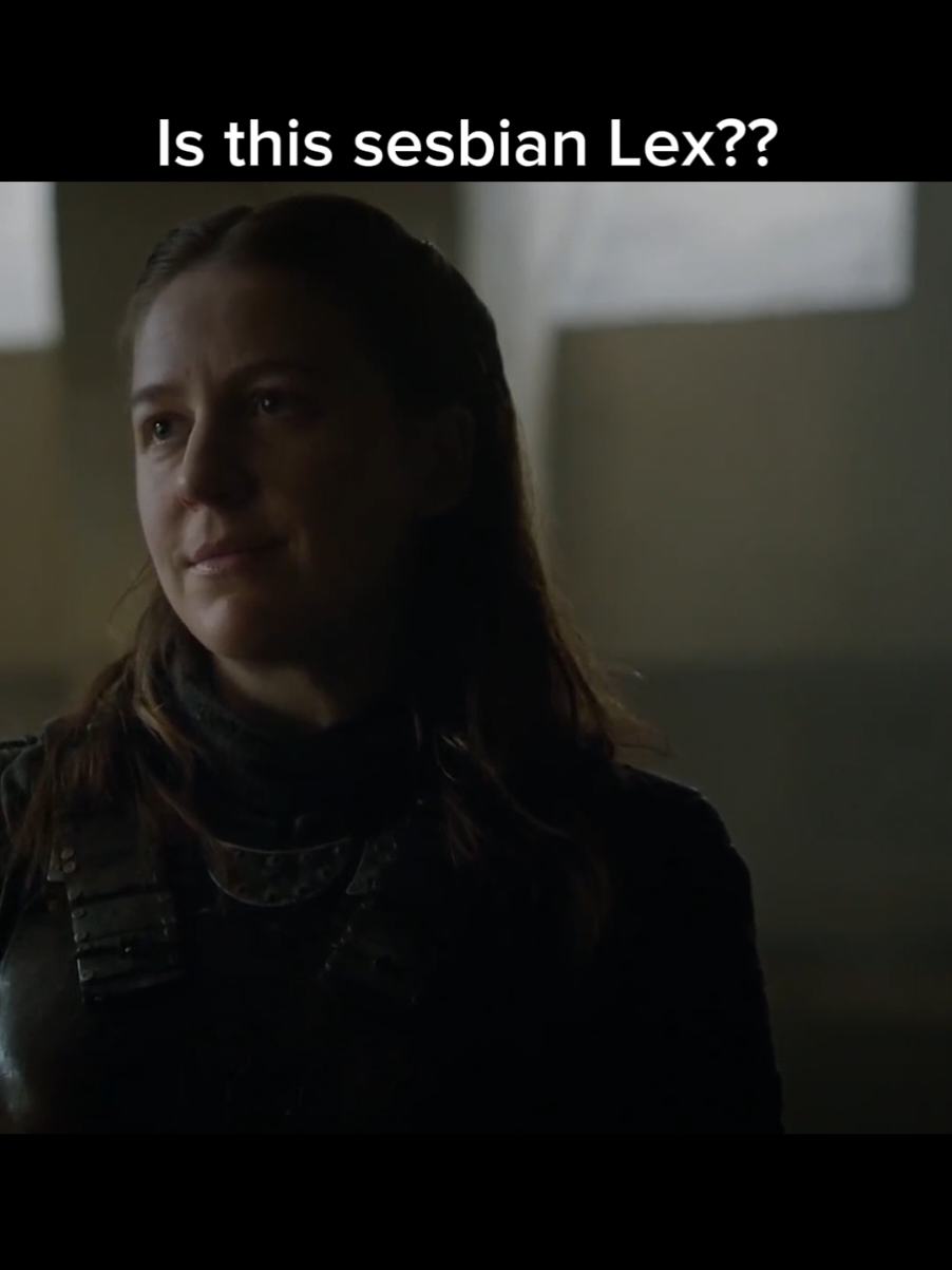ya'll can NOT tell me, they weren't flirting. #daenerystargaryen #yaragreyjoy #wuhluhwuh #gameofthrones #got 