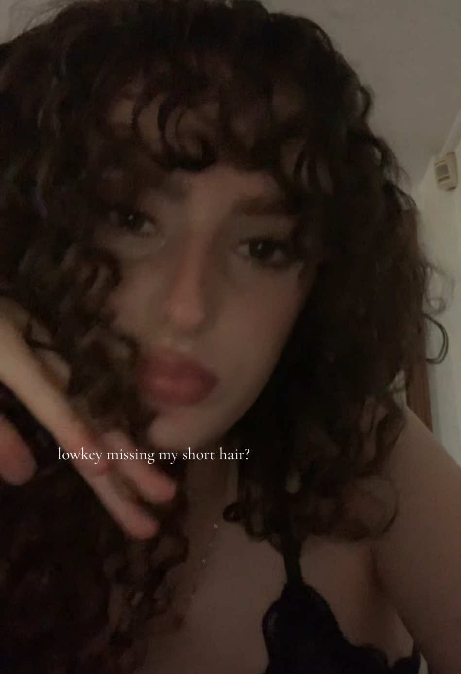 do i cut it?🙈 #fyp #kagolerasisters #curlygirl #shortcurls #frizzyhair 