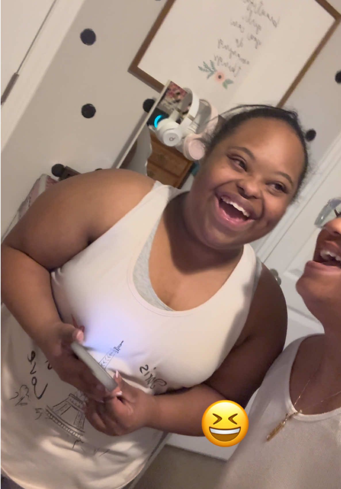 💃🏽 🎤 Jamming with the best sweetest face on TikTok 💙💛#t21 #ninasimoneray #itstherays #jam #dance #musiclover #motherdaughter #sunday #vibing #blessed #LifeIsGood #fyp #godisgood #friends 