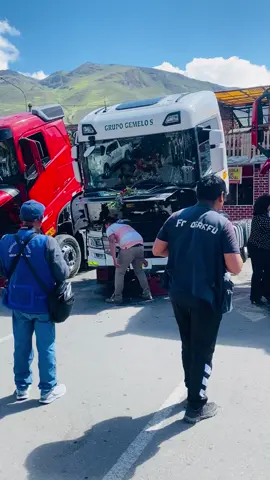 Seguimos con la bendición de Dios ❤️ @José Garcilazo #GRUPOGEMELOS #cumpliendosueños #logros #familia #volvo #scanialove #paratii #fypシ゚ #chicofiel 