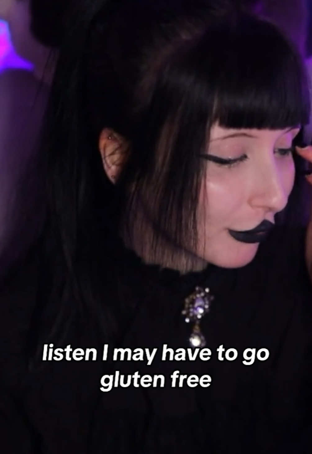 bread 👍🏻 | ravenalternative on #twitch 