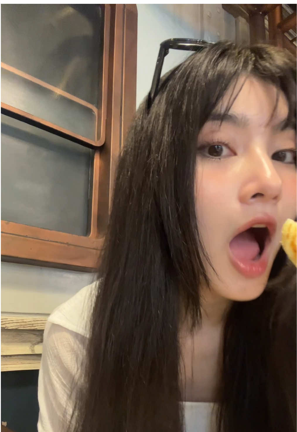 มีคนป้อนด้วย😬😳🫣 #minepeople  #mable_siriwalee  #เมเบิ้ลสิริวลี 