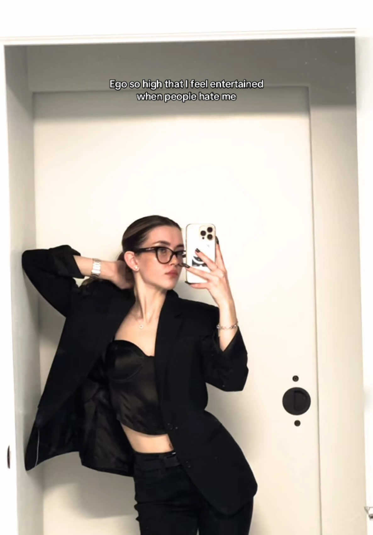 My type of entertainment 💋 ig:aniuuuuuta #slavicgirl #highvaluewoman #fashion #model #womenvibes #recommendations 