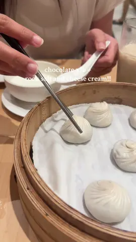 chocolate xiao long bao the best!🤤 #yum #dintaifung 