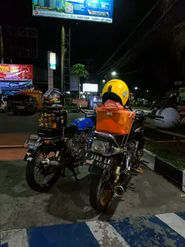 duo patas jam malam✋✋