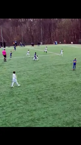 Coming in HOT!  Not today.  Great block from long distance securing Columbia Fall Classic tournament championship.  2nd year in a row winning the tournament.  #milochavez17 #u11keeper #2014keeper #mysayouthkeeper #soccerassociationofcolumbia #pellskeeperschool #2014sacunitedwhite #underarmour #underarmouryouthathlete #storelli #storellikeeper #pumafootball #youthgoalkeeper #goaliegloves #followme #letsgo #traceup #underarmoursoccer #beelite #columbiafallclassic 