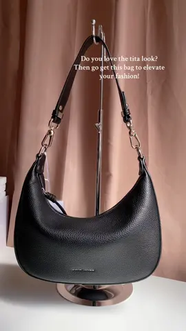 super ganda ng quality ng bag na ito super spacious pa @David Jones Paris 1987 #davidjones #shoulderbag #kilikilibag #slingbag #crossbodybag #OOTD 