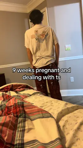 Who’s in the wrong🤦‍♀️