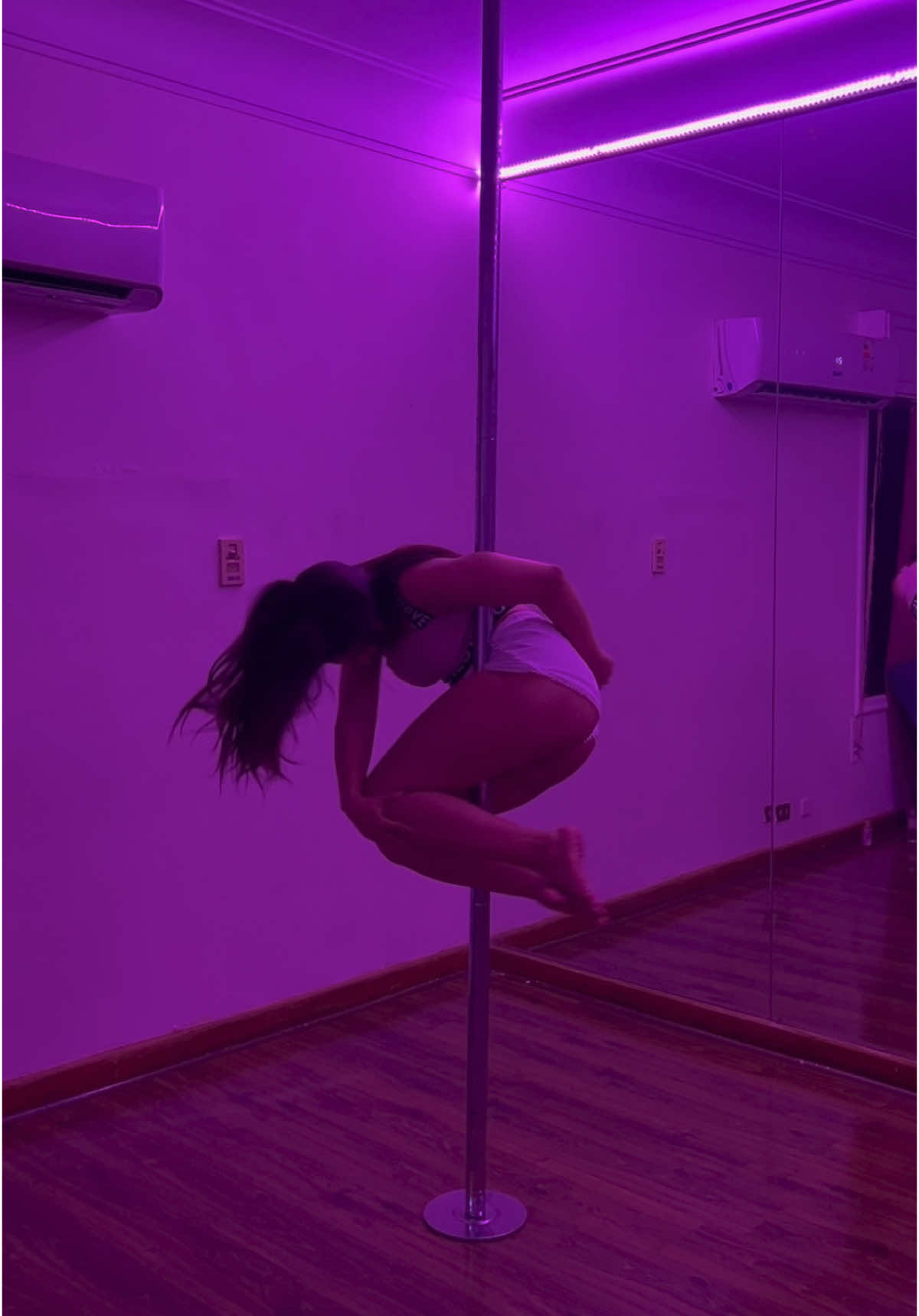 #pole #fypシ゚viral #foryoupage❤️❤️ #fypp #fypage @Aerial Grace 