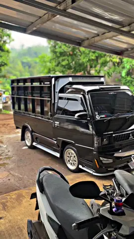 Samper we bos kabumi nju gogoleran dak🤳#masukberandafyp #fyppppppppppppppppppppppp #mobilsapi #teamsetset #l300_comunity_indonesia #l300maniaindonesia #pickupindonesia #pickupmodifikasi #garutpride🔥 #dieselgarut 