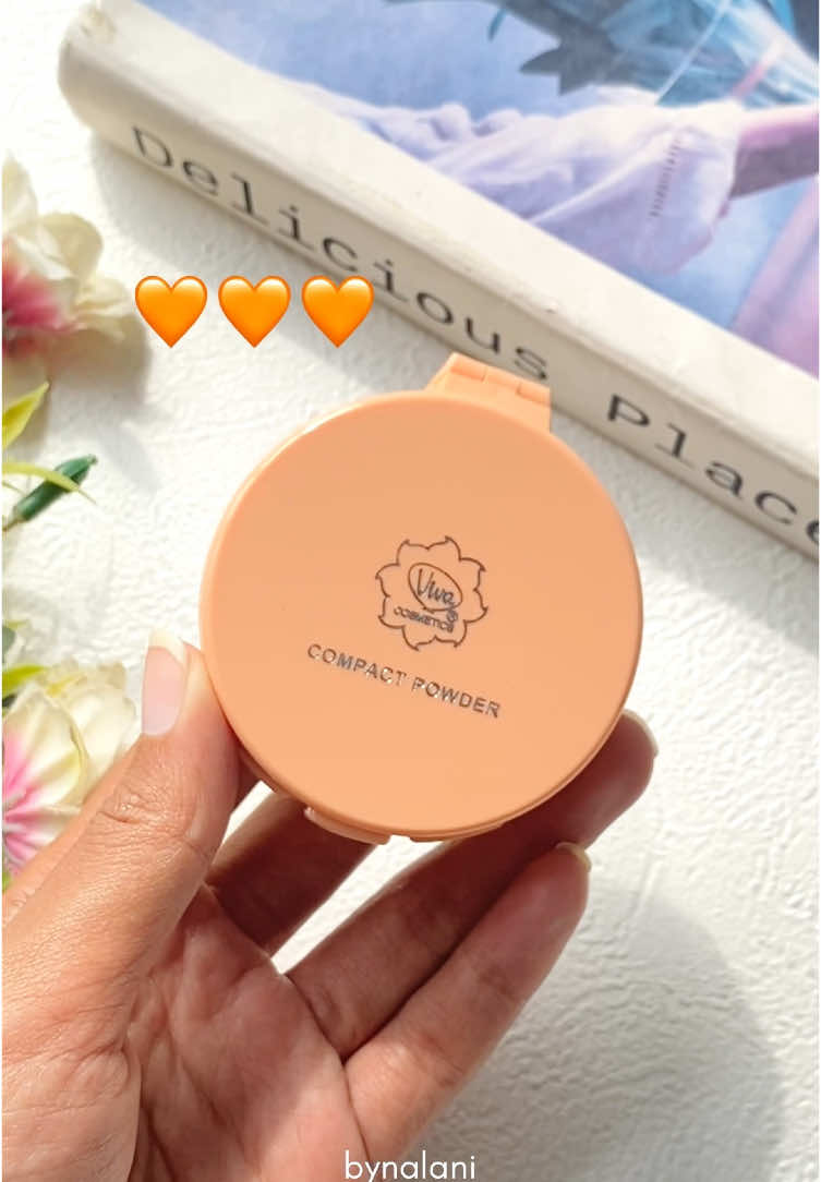 bedak favorit siapa nih #compactpowder #vivabedak #bedakpadat 