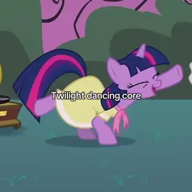 She tries🙂#mlp #mylittlepony #twilightsparkle #mlpeqg #mlpfim #equestriagirls #mane6mlp #mlpcore #mlptwilight 