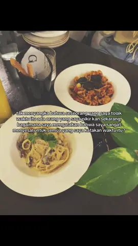 yaeh tau udah telat bgt, dia udah ada rencana mau tunangan hhe