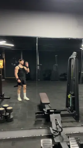 Aynadaki nazarlık olsunn😅