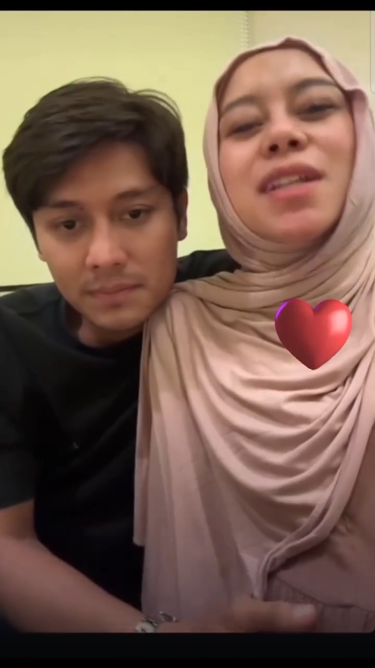 MasyaAllah sentuhan kasih sayang Papa Billar yang dielusnya perut bumil sehat-sehat ya kalian Aamiin 🤲♥️  #leslar #rizkybillar #lestykejora #fypシ #fyp #amelialeslar #leslarlovers 