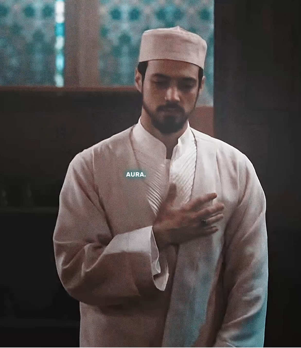 when he comes, everyone gets up❤️‍🔥 #kızılgoncalar #mertyazicioglu #turkish #kızılgoncalaredit #fyp #mertyaziciogluedit #красныебутоны #мертязыджыоглу #turkishseries #minademirtaş #cuneydzeynep #kizilgoncalar 