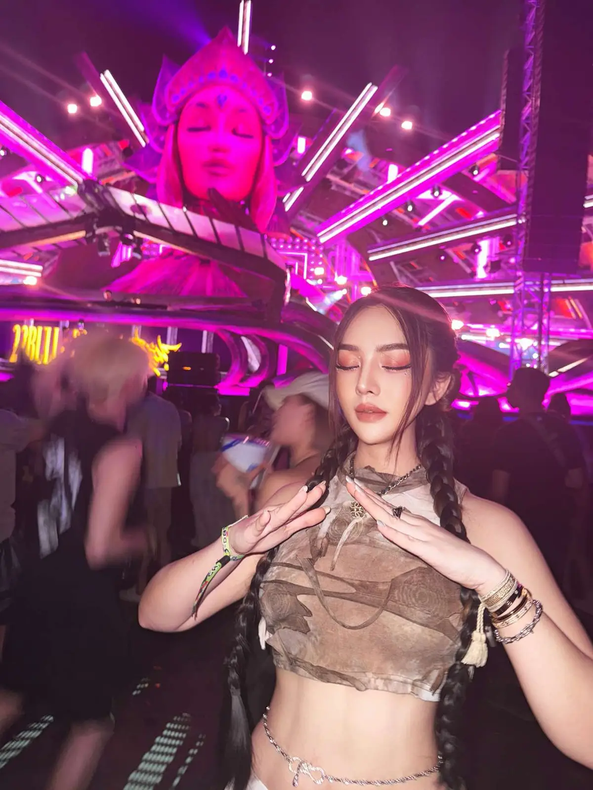 อะไรก็ฉุดนางไม่อยู่ #EDC #EDCthailand #fyp #สอดอstyle