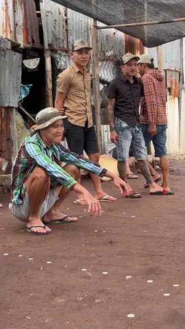 ae có gà qua ủng hộ nha