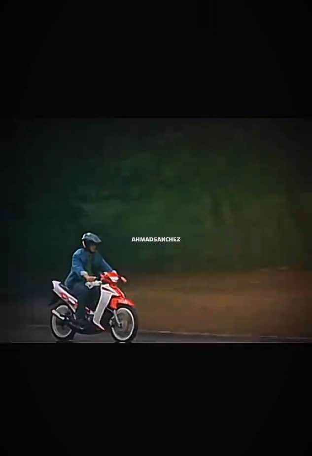 Yang indah itu 𝐏𝐄𝐑𝐓𝐄𝐌𝐔𝐀𝐍 Yang manis itu 𝐊𝐄𝐌𝐄𝐒𝐑𝐀𝐀𝐍 Yang pahit itu 𝐏𝐄𝐑𝐏𝐈𝐒𝐀𝐇𝐀𝐍 Dan yang tinggal hanyalah 𝐊𝐄𝐍𝐀𝐍𝐆𝐀𝐍 ✨ #fyp  #setiamugugurdimata #125zr #merahbata #rockjiwang #klmenjerit  #jiwang #story #viral #ahmadsanchez 