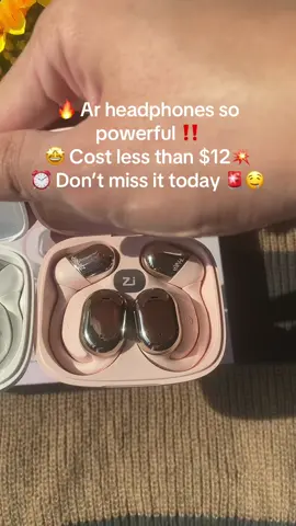 #earbuds #earbudswireless #earbudsviral #headphones #headphonechallenge #headphonesrecommended #wirelessearbuds #bestesrphones #tiktokshopmademebuyit #earbudstiktokshop 