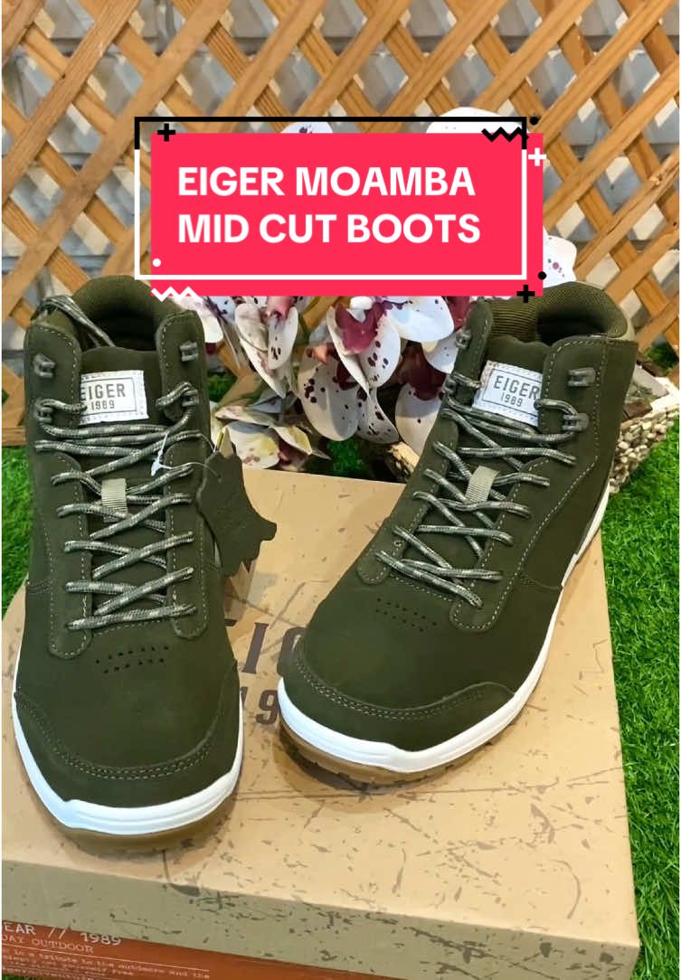 Tetap bergaya dengan Moamba mid-cut boot untuk menyempurnakan tampilan kasual Anda. Bagian upper sepatu ini terbuat dari material suede leather yang nyaman digunakan sehari-hari dan memiliki tampilan klasik. Insole Ortholite 🛍️🛒https://shop-id.tokopedia.com/view/product/1730804323238315281?region=ID&locale=id-ID