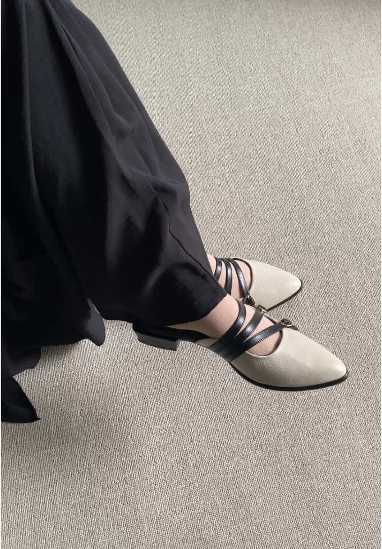 Obsessed with pretty leora mules by @cekhas @cekhas official ✨ #sepatuwanita #mulesshoes #cekhas #cuantanpabatas 