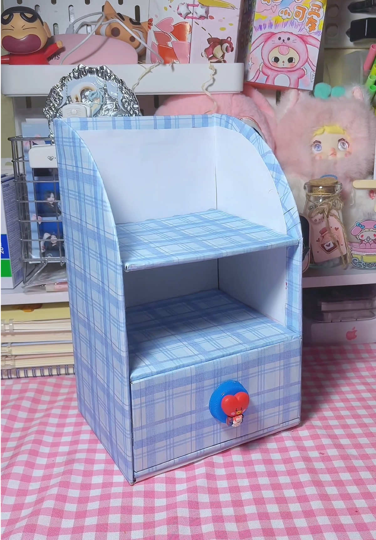 Tái chế hộp cũ thành kệ decor tiếp nè📦#craft #DIY #foryou #hanathuy #crafttok#craftidea#fyp#recycle