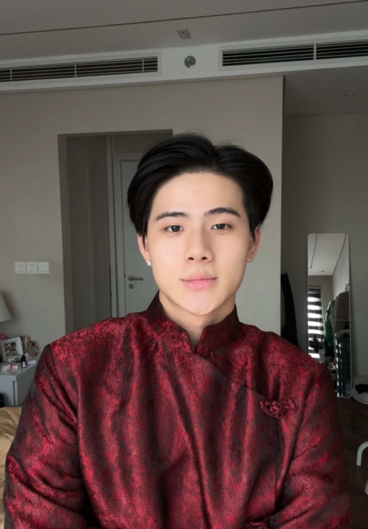 Dạo này thức khuya chạy dl nên phải tu dưỡng lại làn da này thoi chứ khong ổn rui #fyp #BeautyTok #goclamdep #skincare #tetgrn2025 #garnier #garniervn #3brothersmedia 