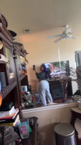 Ittty bitty batttyyyy gyallll 🤤 #tinyaf #welcometomyytchannel 