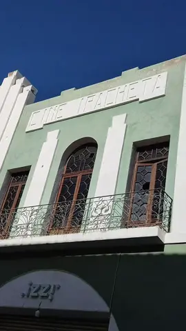 #cine Iracheta en #lacapitaldelatransformación #pachuca : En los años 30 el cine Iracheta empezó a dar funciones en la calle Vicente #Guerrero del centro de Pachuca y a más de 90 años. El cine Iracheta conocido como Salón Iracheta se ubicaba en la cuarta calle de Guerrero y era propiedad del empresario Luis G. Iracheta.