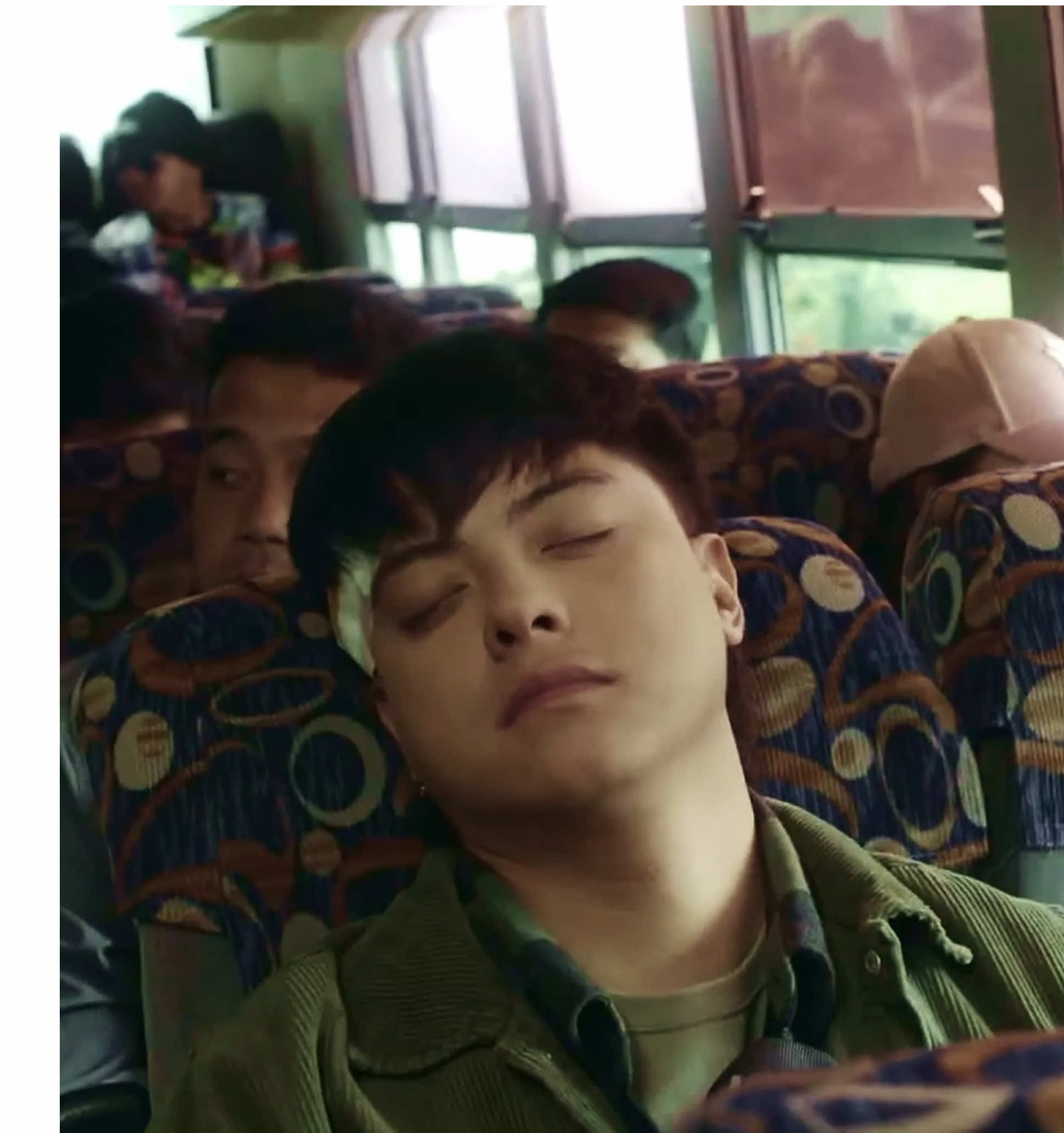 Andres Malvar sleeping throughout the episode. #danielpadilla #andresmalvar #incognito #incognitoseries #supremo_dp #djp #danielford 