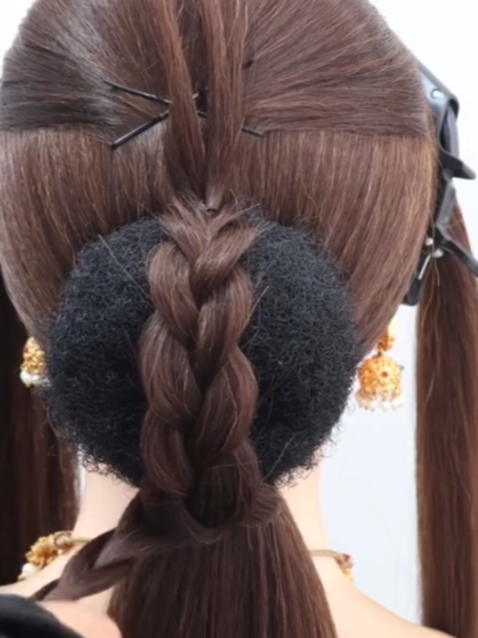 Unlock the secret to perfect wedding hair with my tips #wedding #hairstyle #weddingbun #hairstyletutorial 