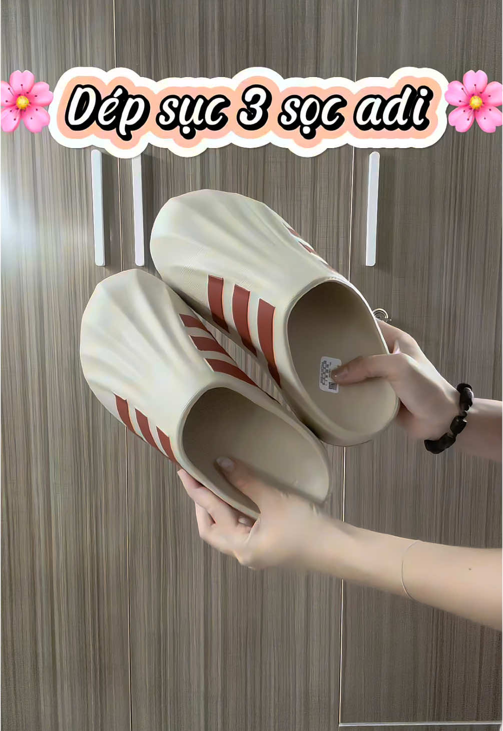 Dép sục 3 sọc adi đế bằng #depsuc #dep3soc #depsuc3soc #unisex #depnamnu #thoitrangnu #review 