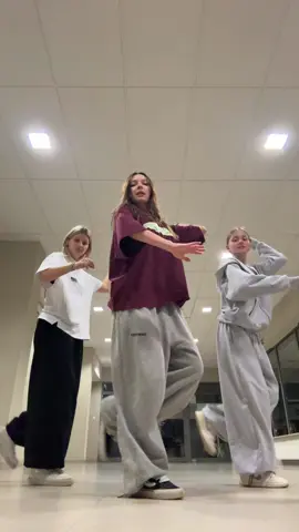 AYYEEEE🔥🔥🔥 tag dc /// with @agax⭐️ @julia #fypシ #foryou #fyp #dc #viral #trending #trend #dance #dancechallenge #dancer 