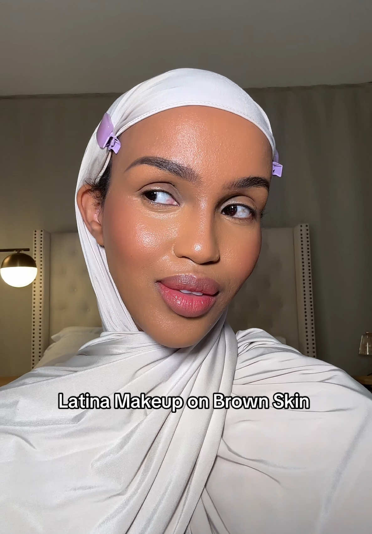 Decided halfway through my makeup I would do the #latinamakeup trend! How did I do? 🥺