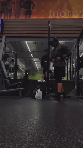 You can do it… #GymTok #gymmotivation #strong #muscle #bodychange #howtochangeyourbody #gym 