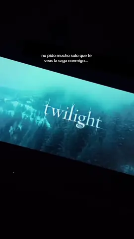 un poco friki #crepusculotwilight #crepusculo #eduardcollen #bella #lasmejorespelis #lamejorsaga#parati #fyp 