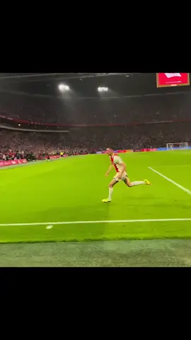 Knee slide fails🤣#fyp #Soccer #football 