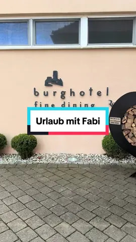 1. Mal Urlaub mit einem Mann - ich war so nervös🙈… Was findet ihr sind die größten Herausforderungen im Urlaub ? #couple