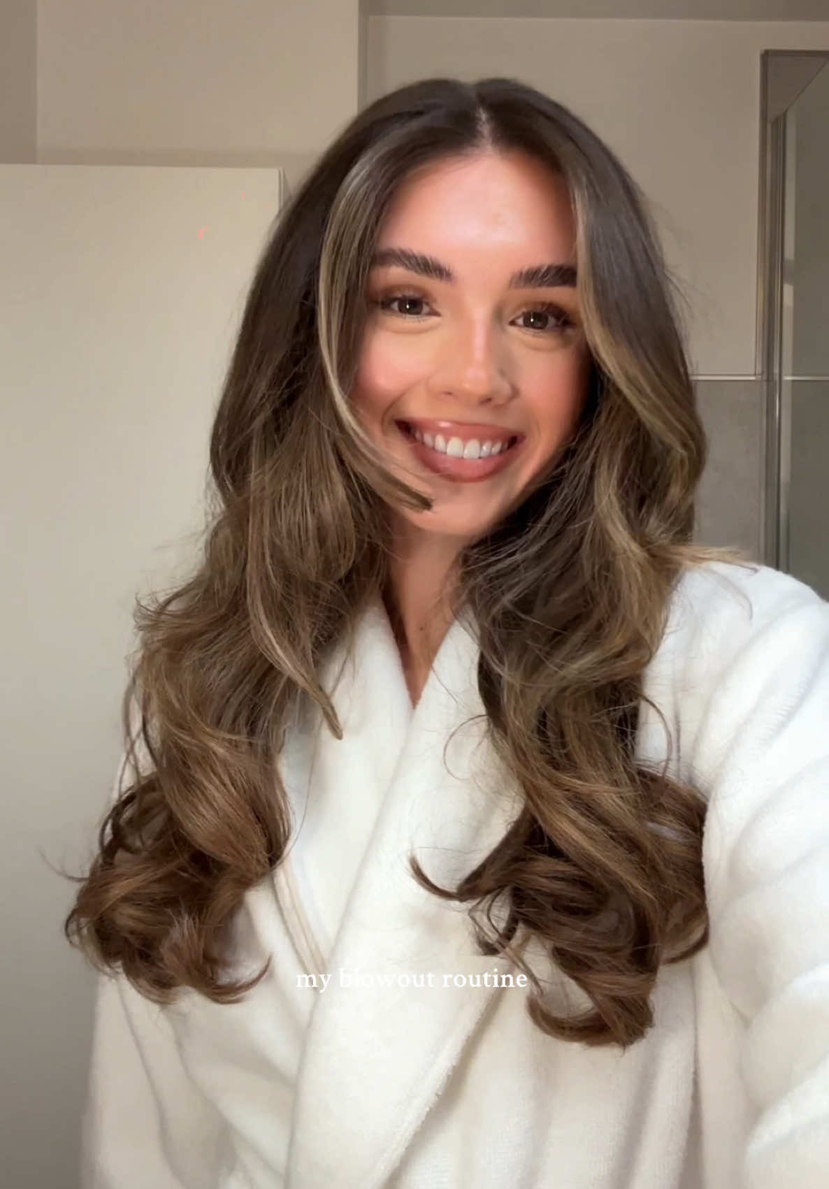 90s blowout routine <3 #hairtok #blowout #90sblowout #airwrap #dysonairwrap #curls #fypシ #hairstyle 