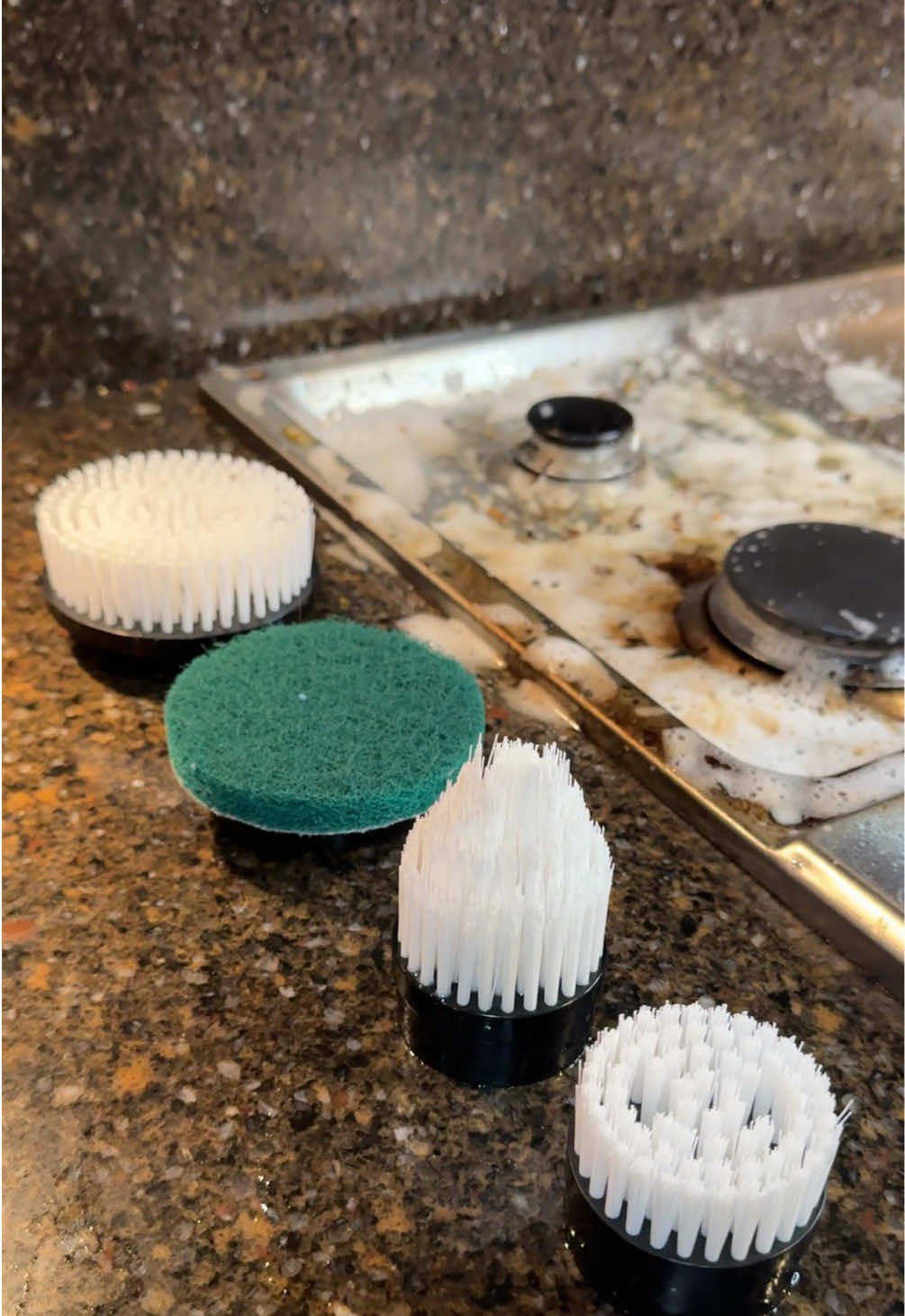 Clean your stove like never before! #kitchengadgets #kitchenmusthaves #sahm #electicscrubber #CleanTok #electricbrushcleaner #cleanwithme #momtok 