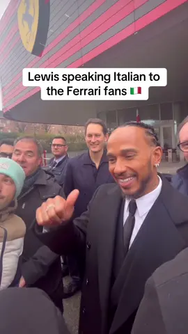 #LewisHamilton came prepared on his first day with #Ferrari 🙌 (via simon_durant/IG) #F1 #formula1 #Italy